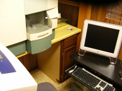 facscalibur used for flow cytometry used at the Windsor Animal Clinic